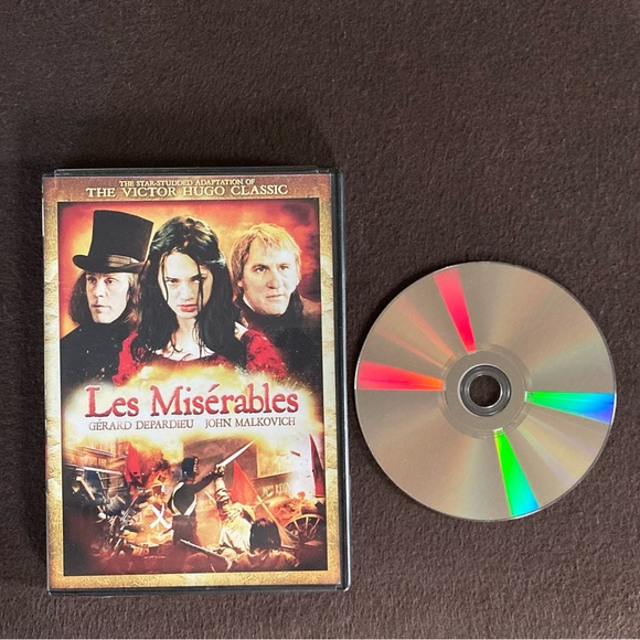 Les Miserables DVD - Picture 13 of 13